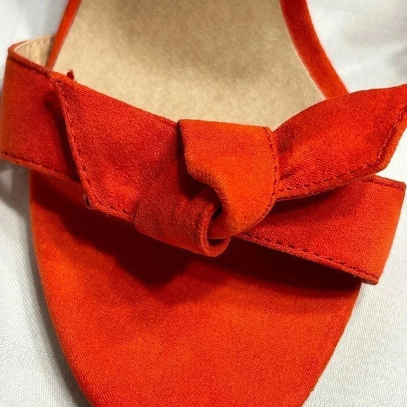 BILLINI Red high ,chunky heel suede shoes with bow & ankle wrap adjustable ties - Picture 8 of 14